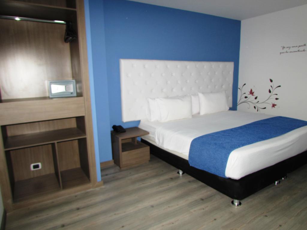 Aw Hotel Plaza Miranda Bogota Bilik gambar
