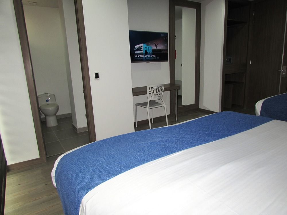 Aw Hotel Plaza Miranda Bogota Luaran gambar